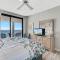 Windward Pointe 804- Sleeps 10 beachfront Resort amenities - شاطئ أورانج