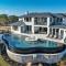 Lone Star Luxe Luxury Getaway On Lake Travis
