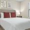 Landing at Latitude at Godley Station - 1 Bedroom in Savannah - سافانا