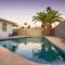 Modern, Tempe Oasis! Private Pool, Sleeps 12 - Tempe