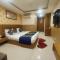 Hotel Grand Suites By Decent Near IGI Airport