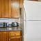 Highridge E10 Cozy One Bedroom Loft with Fireplace and Pool Access