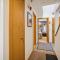 Highridge E10 Cozy One Bedroom Loft with Fireplace and Pool Access - 基灵顿