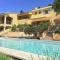 Opulent Villa in Le muy with Swimming Pool - Le Muy