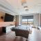 Red Pine Y2 by Moose Management - بارك سيتي