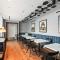Mayflower Lakeside 301-45 by Moose Management - 希伯城