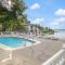 Emerald Bay Unit 1B