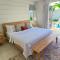 Colourful Serene 3BR Luxury Villa at Porters Place