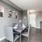 2BR Apt - Near Downtown Hamilton - Sleeps 6 - Hamilton