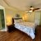 VOK29 Hawaiiana 3br 3ba Villa of Kamalii, AC, Pool - 普林斯维尔