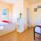 Jessas 5 Guests house