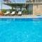 Bliss Luxury Hotel