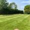 Cosy Dog Friendly cottage sleeps 4 Bridlington