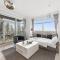 FIRST CLASS 1BR Premium & Spacious City Escape - Dubaj