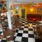 Sunflower Beach Backpacker Hostel & Bar