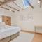 The Manor at Minstrel Court with Hot Tub - Cambridge