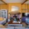 The Cottage - Characterful, coastal family home with new hot tub