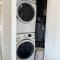 Timber & Tin F 2Bed 2Bath w Pool & Rooftop Deck
