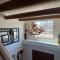 Gorgeous 6-bedroom Hacienda, Lake Views, Pool!