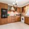 Spacious & Comfy Seaside Flat - St Paul's Bay