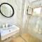 Foti Rooms