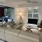 Noosa Beach Apartment on HASTING ST French quarter resort.Noosa Heads