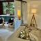 Noosa Beach Apartment on HASTING ST French quarter resort.Noosa Heads