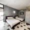 MES HOTEL - Ngay Bến Ninh Kiều