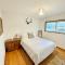 Midcentury Modern Gem - 3bd 2ba - بورتلاند