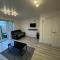 Spacious 3 bedroom Home, with private driveway 5 minutes from Excel Centre & Custom House - London