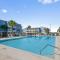 Sea Oats 102C- Beach view Pool 25 steps to beach - Gulf Shores