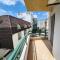 Comfy Beachfront Apartment - 50m from the Sea - 格勒姆