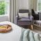 Convenient & Inviting - Fully-Equipped 2BD Condo