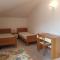 Apartment with Terrace & free parking - 3 Minutes from beach