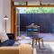 2 Bdrm Apt in Annandale with Courtyard & Parking - 悉尼