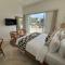 Chic Brand New 4 BR villa with Pool near The Beach