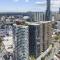 City High-Rise 1-Bed with Pool, Gym and Parking - Brisbane