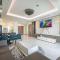 LANDMARK 81 Condotel Garden Bay
