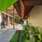 Villa Lush with Infinity Pool & Ice Bath - Dalung