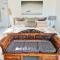 Spacious 4 Bedroom Beach House with Pool - Durban