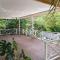 Spacious 4 Bedroom Beach House with Pool - Durban