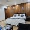 Hotel Crystel Residency By Premium Villa - 新德里