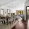 StoneTree - Luxury 2 BR - Beach Access - Dubai