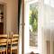 Dinvis Apartments
