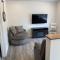 Tidal Tranquility Cottage Oceanfront and Private trails - Waweig