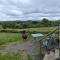 Top of the Rock Glamping - Trefeglwys