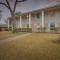 Heart of Dallas - Mansion with Backyard Pool Oasis - دالاس Heart of Dallas - Mansion with Backyard Pool Oasis - دالاس