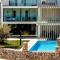 Rova luxury bay view apartment with pool - 万塔西西
