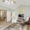 4 Bed 4 Bath Vacation home in Mineral