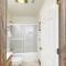 4 Bed 4 Bath Vacation home in Mineral